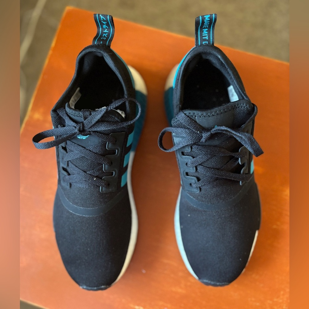 adidas NMD R1 Lace Up Sneakers Mens 10.5 - Picture 4 of 16